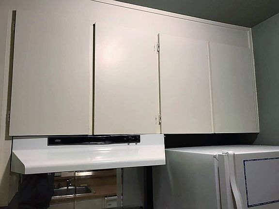4th image of 3209 Shelter Creek Ln
