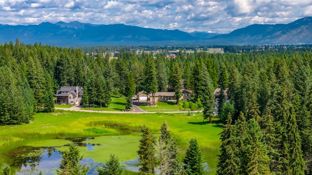 Apartment in Columbia Falls - View 5