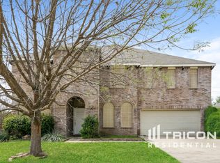 9901 Chrysalis Dr, Fort Worth, TX 76131