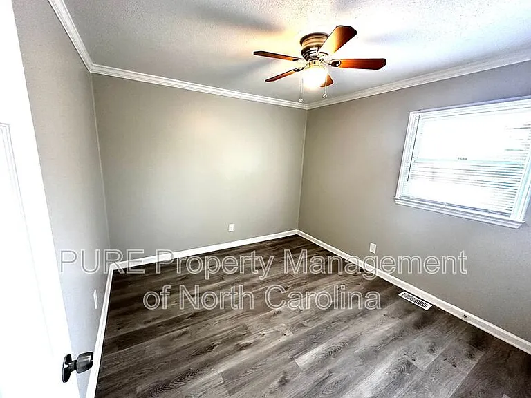 1414 White St — Photo 25