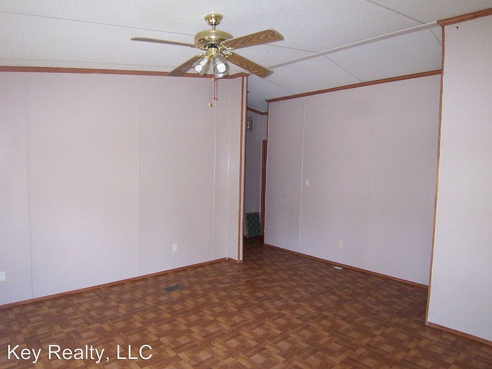 2nd image of 140 Walker Dr