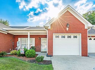 202 Santana Dr, Athens, AL 35611