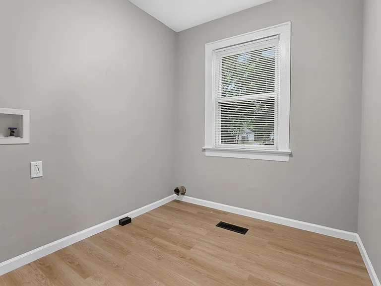 1770 Kent St #1770 — Photo 19