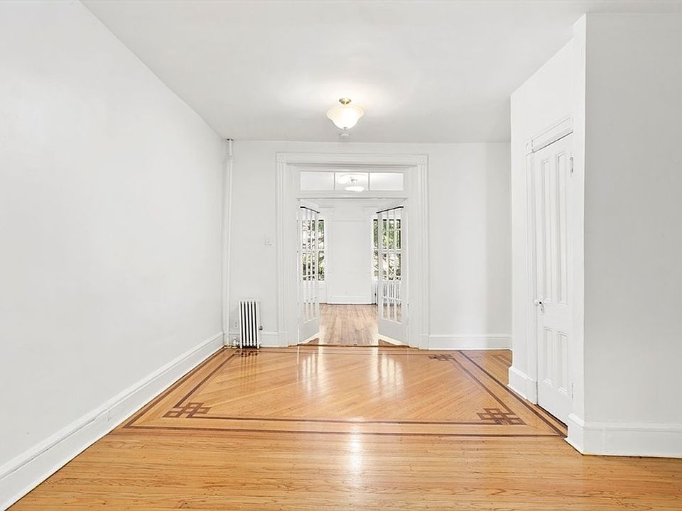 1st image of 198 Saint Marks Ave APT 3