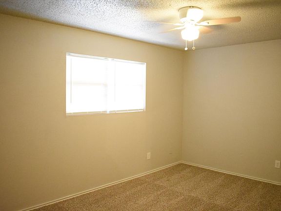 5th image of 1606 Elkhart Ave APT 43