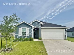 2204 Laurel Bloom Ln, Sealy, TX 77474