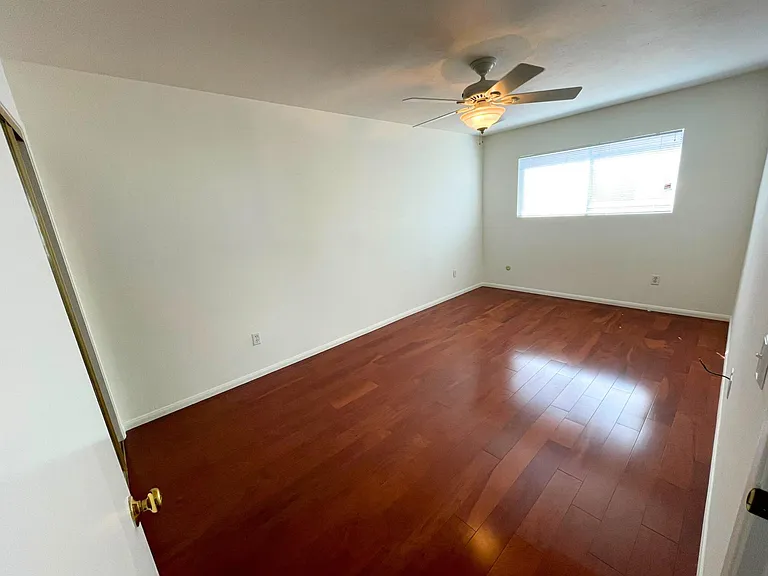 4430 Cleveland Ave #25 — Photo 16