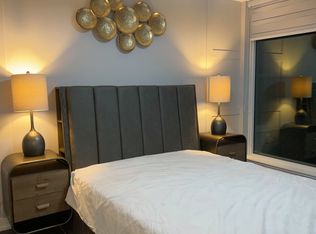 8 Olympic Garden Dr #S401, Toronto, ON M2M 0B9