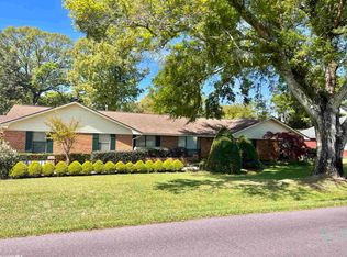 1511 5th St, Daphne, AL 36526