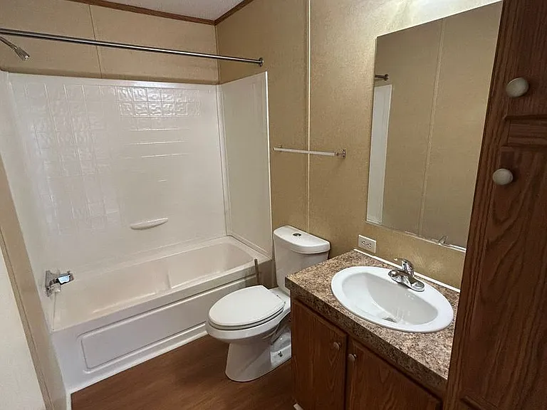 1386 Cherrytree Rd NE — Photo 15