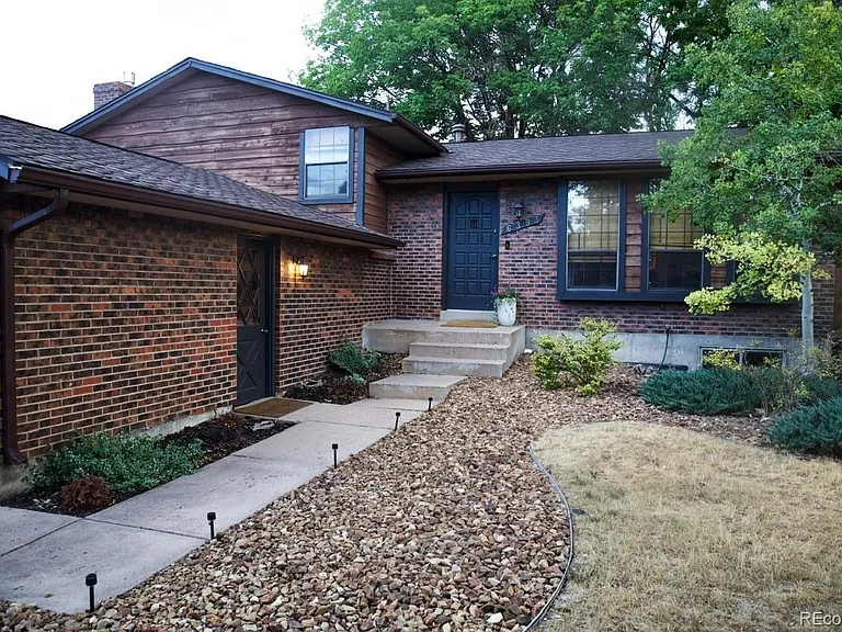6393 Marshall St — Photo 23
