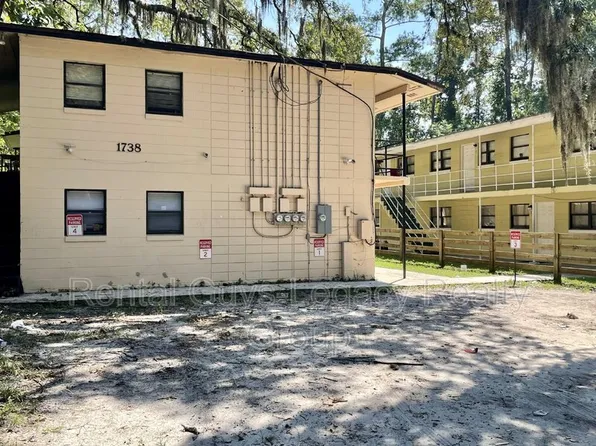 1738 Wright Ave APT 2, Jacksonville, FL 32207