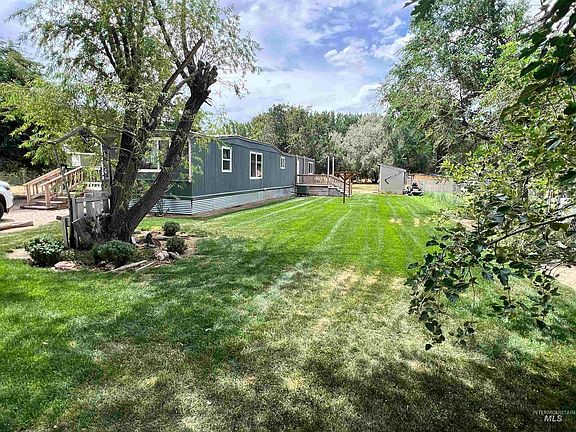 2nd image of 3751 Pioneer Park Ln
