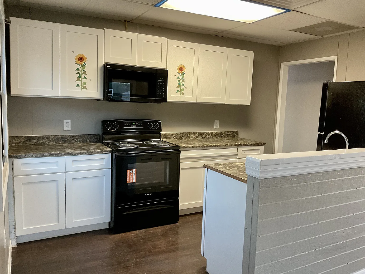 187 PR-4350 - 1 — Photo 2