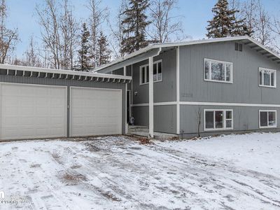 23305 Glenn Ct, Chugiak, AK, 99567