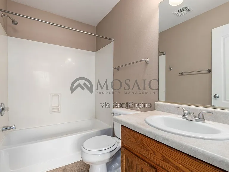 398 E Daniella Dr — Photo 11