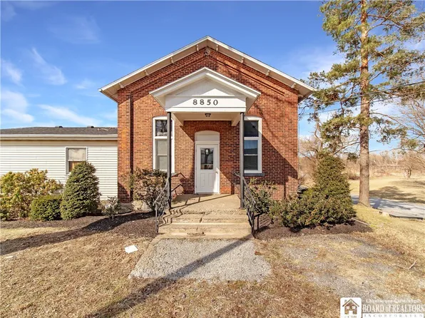 8850 W Route 20, Westfield, NY 14787