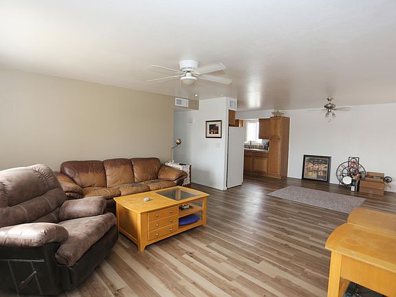 3rd image of 3019 McCulloch Blvd N