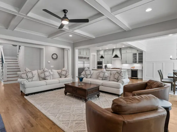 594 Birch Hollow Rd, Chapel Hill, NC 27516