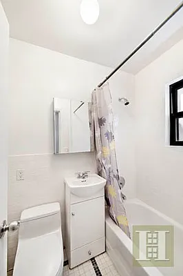 Rented by Halstead Real Estate | media 28