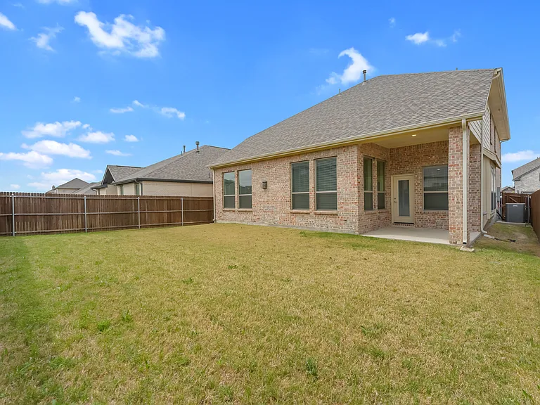 3208 Heathrow Rd — Photo 20