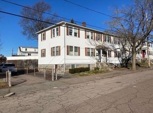 14 Edinboro Rd, Quincy, MA 02169