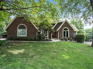301 Camelot Dr, Liberty, MO 64068