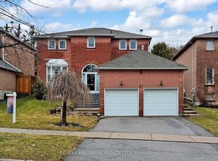 87 Autumn Way, Aurora, ON L4G4P7