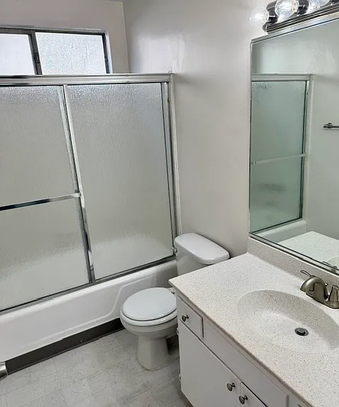 6706 York Blvd — Photo 13