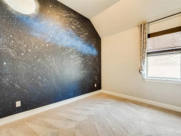 11709 Parade Dr — Photo 16
