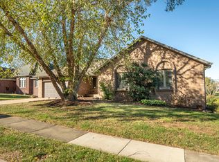 5615 S Newton Avenue, Springfield, MO 65810