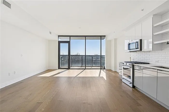 788 W Marietta St NW #311 — Photo 1