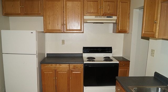 2nd image of 1633 S Washington Ave