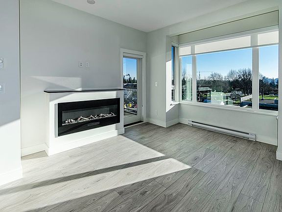 4th image of 1633 Tatlow Ave #411