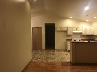 908 Summit St, Festus, MO 63028