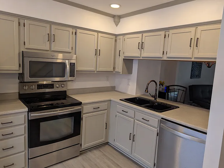 568 Lex Dr — Photo 12