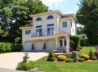 11 Pine Tree Dr, Saugus, MA 01906