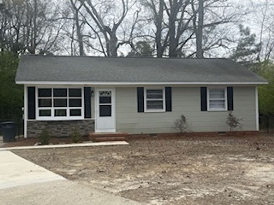 1st image of 124 Wilson Ct