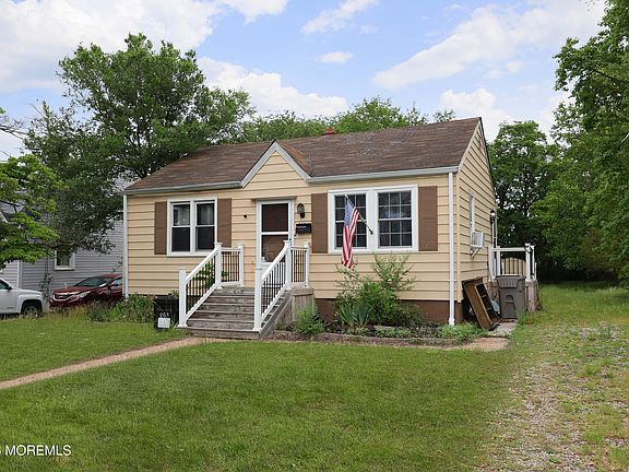 4th image of 263 Elizabeth Avenue