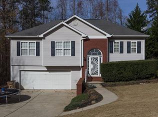 649 Rosebud Ln, Winder, GA 30680