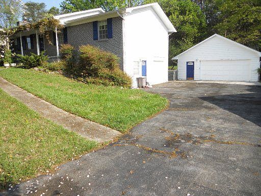 1st image of 5947 Westmere Dr