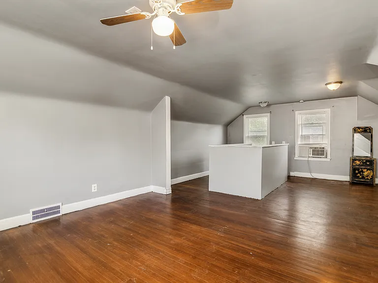 11262 Courville St — Photo 21