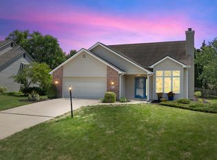 8735 Sandpiper Ct, Fort Wayne, IN