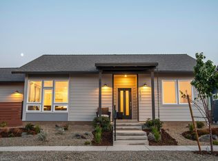 1290 Hagen Way, Ashland, OR