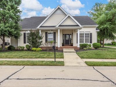 319 Lake Side View Ln, Saint Peters, MO, 63376