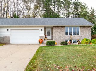 N4208 Killarney Ln, Freedom, WI 54130