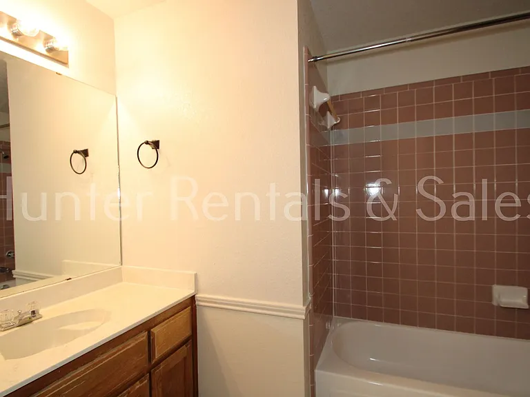 3275 Etta Kay Ln — Photo 26