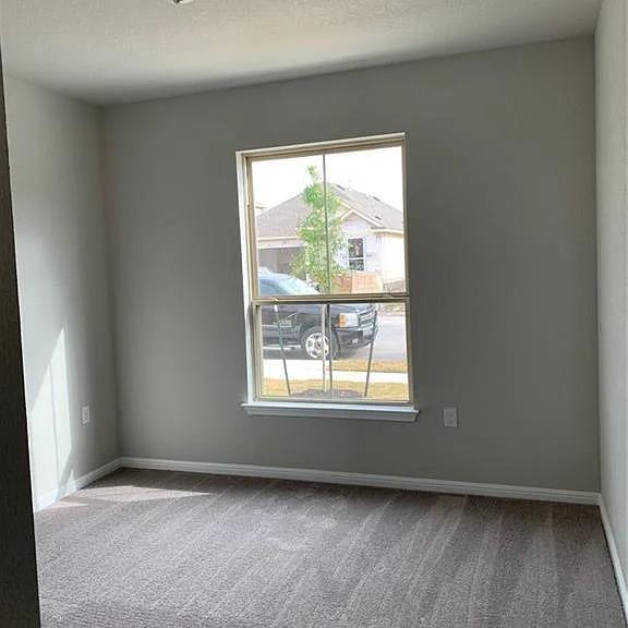 729 Durness Dr — Photo 12
