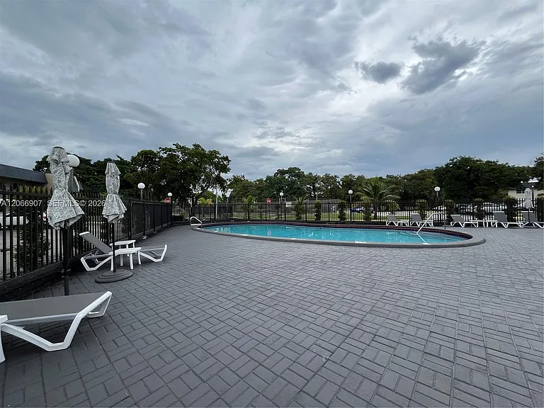 8020 N Colony Cir N #308 — Photo 10