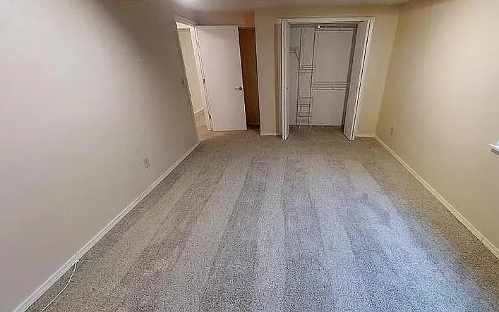 7836 Scarborough Dr — Photo 16